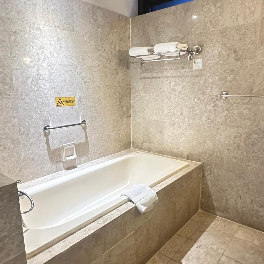 Peak Suites At Times Square Kuala Lumpur Luaran gambar