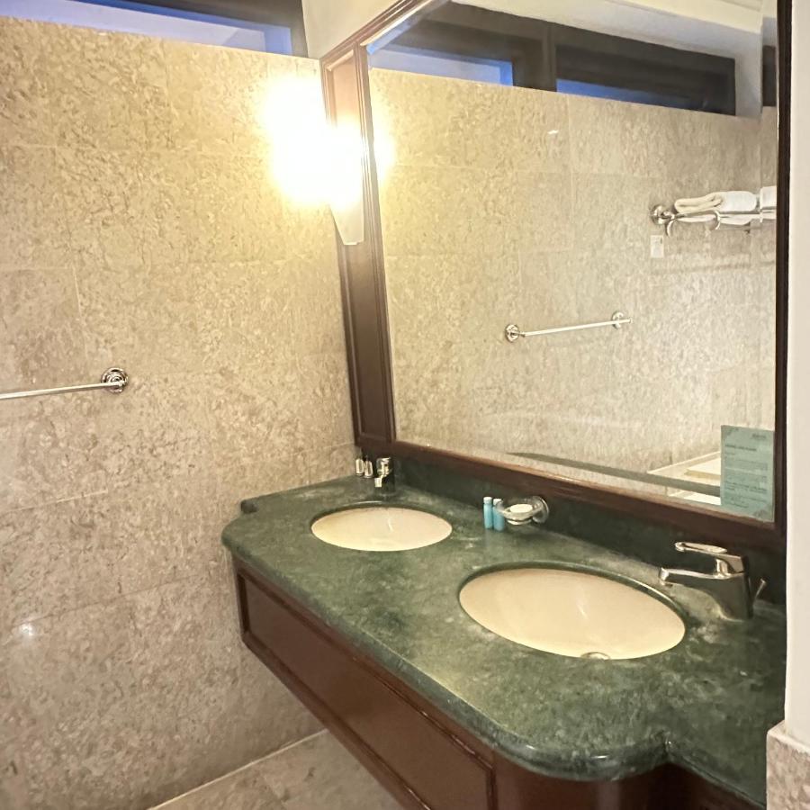 Peak Suites At Times Square Kuala Lumpur Luaran gambar