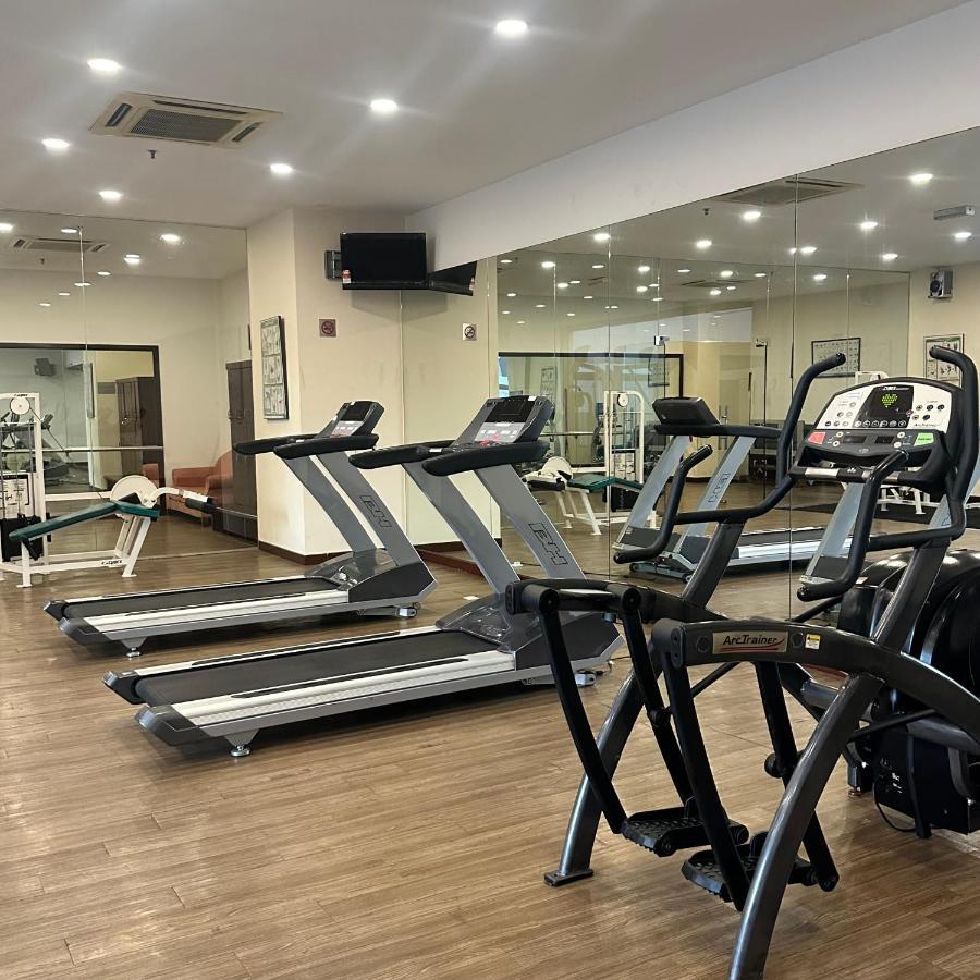 Peak Suites At Times Square Kuala Lumpur Luaran gambar